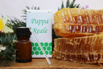 Tavola comparativa: pappa reale vs polline