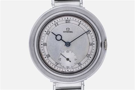 Confronto tra design Omega CK2013 e Vacheron Constantin anni '30
