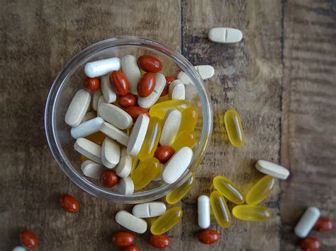 Infografica: Confronto tra farmaci e integratori alimentari