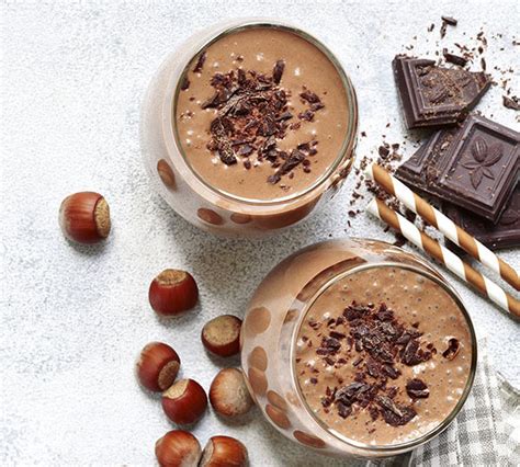 Frullato proteico al cioccolato e noci