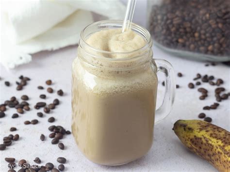 Banana e caffè in un frullato