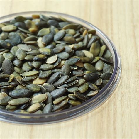 Semi di zucca interi e decorticati