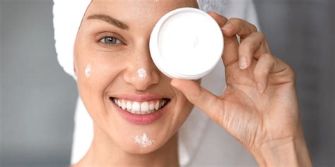 Immagine di una crema viso con creatina