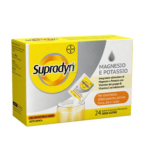 Immagine di una bustina di Supradyn Magnesio e Potassio con un bicchiere d'acqua