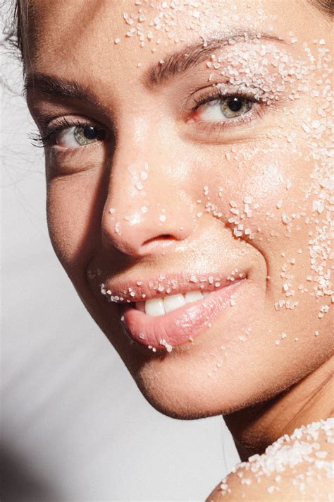 Schema dei benefici del Fucus sulla pelle