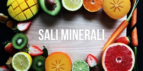 Infografica sui sintomi di carenza di sali minerali