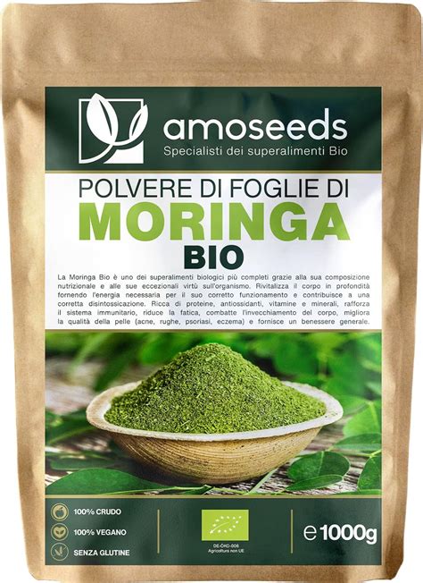Vari prodotti a base di Moringa: polvere, foglie, capsule