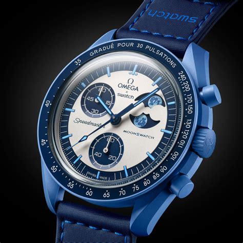 Dettaglio della funzione fasi lunari e scala pulsometrica dell'orologio Omega x Swatch Mission to the Super Blue Moonphase