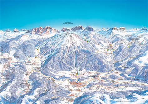 Panorama delle Dolomiti con Plan de Corones